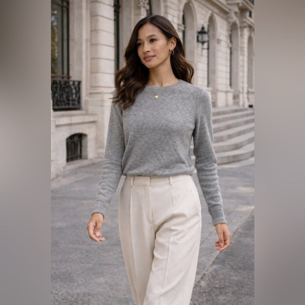 Charli London Cashmere Wool Sweater Gray Crew Neck Knit Size M Minimalist Cozy